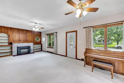 110 W Parker Street, Weyauwega, WI 54983 - Photo 8