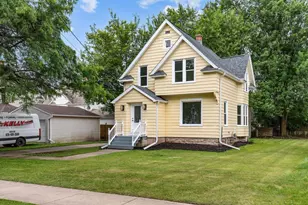 308 4th St, Neenah, WI 54956 - Photo 2