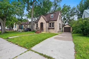 225 Gray St, Green Bay, WI 54303 - Photo 30