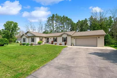 180 Chicago Court, Peshtigo, WI 54157 - Photo 2