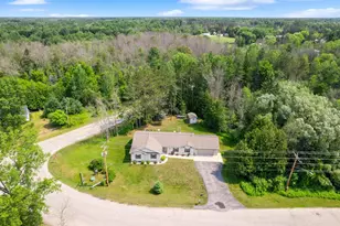 180 Chicago Ct, Peshtigo, WI 54157 - Photo 4