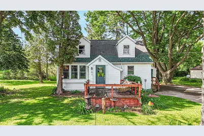 111 W Railroad Street, Bowler, WI 54416 - Photo 2