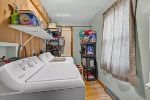 301 Burns St, Marinette, WI 54143 - Photo 16