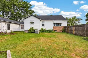 301 Burns St, Marinette, WI 54143 - Photo 26