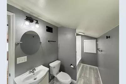 803 Demarest Avenue, Waupaca, WI 54981 - Photo 8