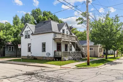 318 W Brewster Street, Appleton, WI 54911 - Photo 2