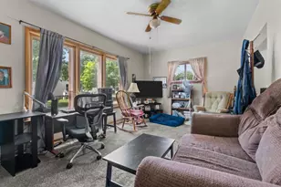318 W Brewster St, Appleton, WI 54911 - Photo 6