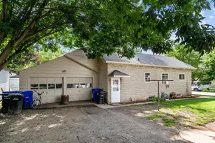 318 W Brewster St, Appleton, WI 54911 - Photo 42