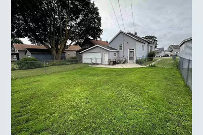 1704 13th Avenue, Menominee, MI 49858 - Photo 6