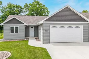 1532 Liberty Ave, Neenah, WI 54956 - Photo 34