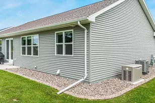 1532 Liberty Ave, Neenah, WI 54956 - Photo 28