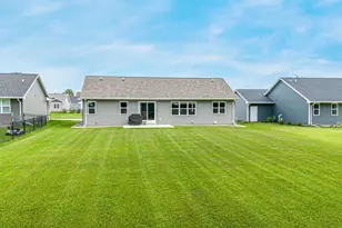 1532 Liberty Ave, Neenah, WI 54956 - Photo 32