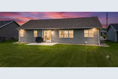 1532 Liberty Avenue, Neenah, WI 54956 - Photo 2