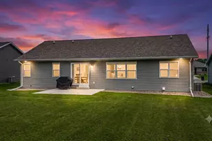 1532 Liberty Ave, Neenah, WI 54956 - Photo 2