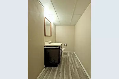 1000 W Browning Street, Appleton, WI 54914 - Photo 2