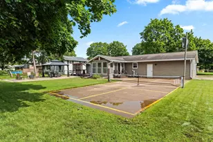 1203 Vly Vw Rd, Green Bay, WI 54304 - Photo 52