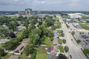 2112 S Oneida St, Green Bay, WI 54304 - Photo 48
