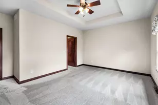1270 Cameron Cir, Neenah, WI 54956 - Photo 20