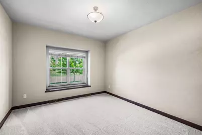 1270 Cameron Circle, Neenah, WI 54956 - Photo 12