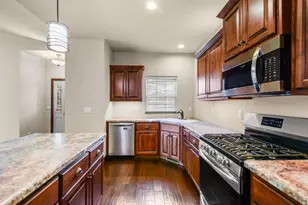 1270 Cameron Cir, Neenah, WI 54956 - Photo 6