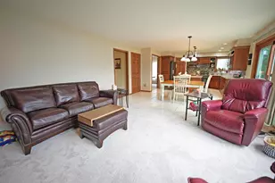 3911 Popple Ct, Green Bay, WI 54301 - Photo 12