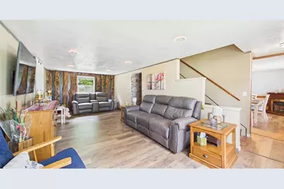 4020 N Ballard Road, Appleton, WI 54913 - Photo 8