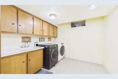 2450 Brenner Place, Green Bay, WI 54301 - Photo 36