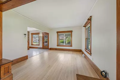 317 Sherry Street, Neenah, WI 54956 - Photo 4