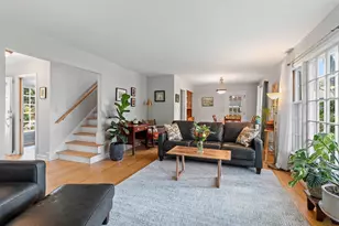 1049 Kalfahs St, Neenah, WI 54956 - Photo 10