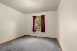 300 Rosemary Dr, Pulaski, WI 54162 - Photo 30