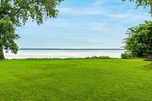 N7995 Lakeshore Dr, Fond du Lac, WI 54937 - Photo 4