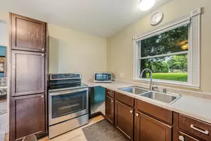 N7995 Lakeshore Dr, Fond du Lac, WI 54937 - Photo 14