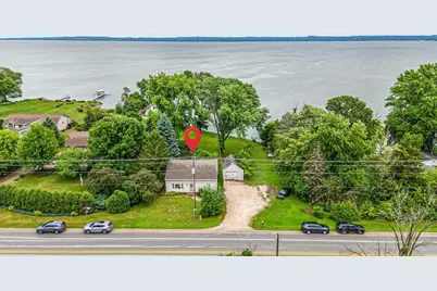 N7995 Lakeshore Drive, Fond du Lac, WI 54937 - Photo 2