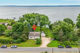 N7995 Lakeshore Dr, Fond du Lac, WI 54937 - Photo 2