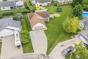 2315 Meadow Flower Ct, Neenah, WI 54956 - Photo 40