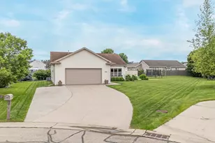 2315 Meadow Flower Ct, Neenah, WI 54956 - Photo 2