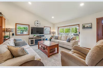 2315 Meadow Flower Court, Neenah, WI 54956 - Photo 6