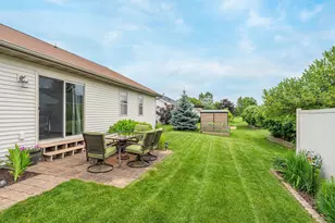 2315 Meadow Flower Ct, Neenah, WI 54956 - Photo 38