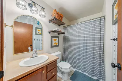 2315 Meadow Flower Court, Neenah, WI 54956 - Photo 18