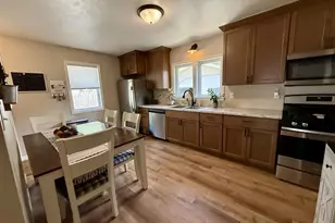 130 Maria Ln, Fond du Lac, WI 54935 - Photo 10