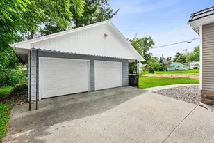 116 E Law St, New London, WI 54961 - Photo 26