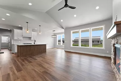 1430 Divinity Drive, De Pere, WI 54115 - Photo 6