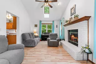 6383 Kelly Jo Dr, Abrams, WI 54101 - Photo 6