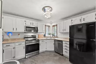2529 Fond du Lac Rd, Oshkosh, WI 54902 - Photo 4