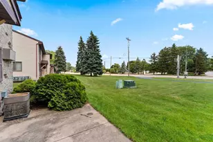 2529 Fond du Lac Rd, Oshkosh, WI 54902 - Photo 28