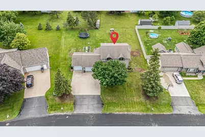 2767 Oakwood Circle, Oshkosh, WI 54904 - Photo 40