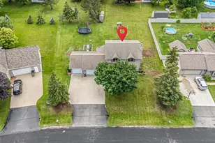 2767 Oakwood Cir, Oshkosh, WI 54904 - Photo 40