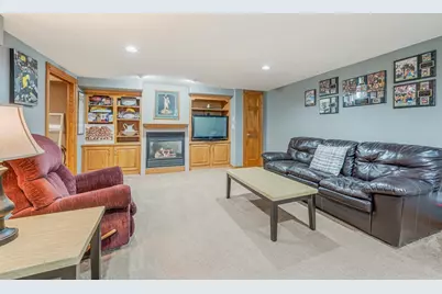 2767 Oakwood Circle, Oshkosh, WI 54904 - Photo 30