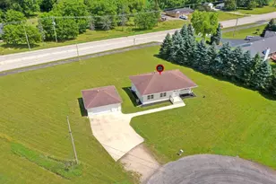 1734 Oakridge Pl, Neenah, WI 54956 - Photo 38
