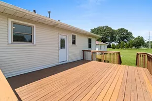 1734 Oakridge Pl, Neenah, WI 54956 - Photo 32